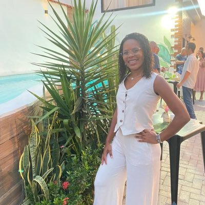 Thaysaf96's profile picture. Rj