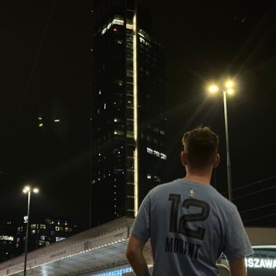 Crosh512919's profile picture. 