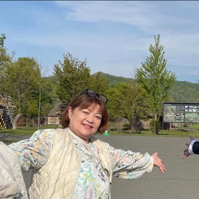 coco_aj16's profile picture. 北海道平取町に8ヶ月移住しました。改めて　 愛する家族と暮らせることの幸せを実感。　　来年5月に向けて楽しいコーラスの練習と心地よい空間で過ごすために家を整えたり孫と一緒に笑って生きる♪次は何に挑戦しようかな。