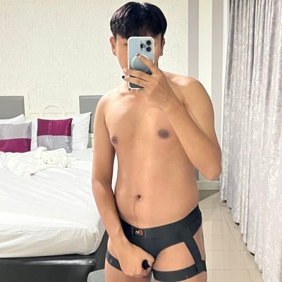 reamllqc's profile picture. บัญชีใหม่ ฝากติดตามด้วยนะครับ #ชช