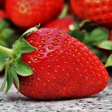 🍓いちごが好き🍓いちご大福、いちごパフェ、ショートケーキ🍰 いちごミルク🥛 全部好き❤️✨Follow Back 💯%✨