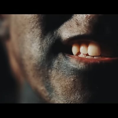 winglikeabird's profile picture. Just here for the comments.
