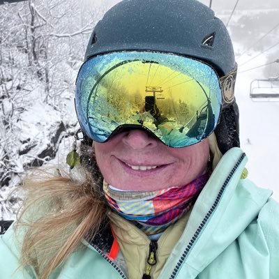 Conservative Patriot 4ever. RS#Silkee. Skier, Hiker, Lover, Labradors, Laughter, Music.#USSKiTEAM #CAPS #RAIDERNATION #NHL