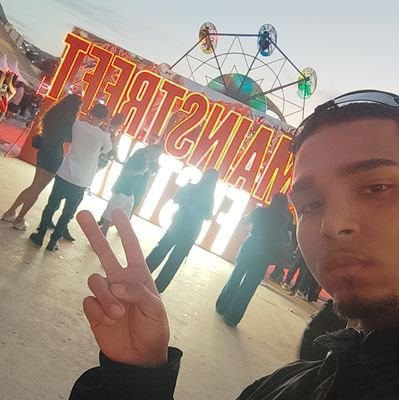 ThaleSchuchanof's profile picture. 