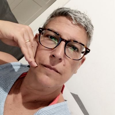 SinisiCarla's profile picture. 