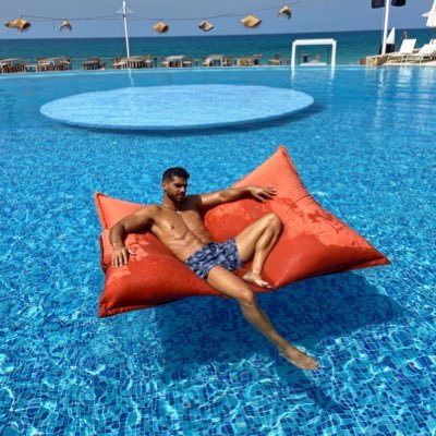 Royyhd's profile picture. 