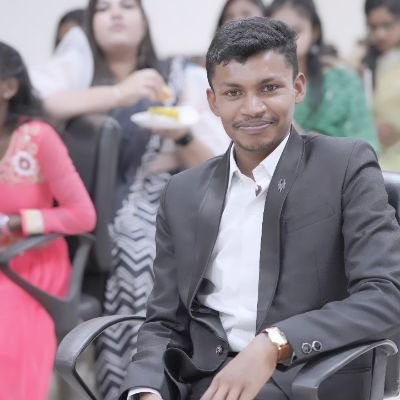 MohnishMkn48132's profile picture. M