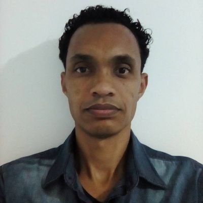 Rich_Herculano's profile picture. 