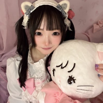 @athome_cafe 秋葉原本店7F装飾多い系見習いメイド(>ω<)ノ🤍 #おはよーみあむチャン ᯤ♡あにめ・あいどる・ぽけご・お出かけ
