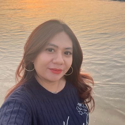 ratihpermata's profile picture. lecturer