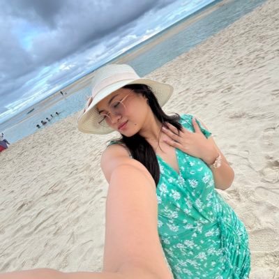 shewellllllskie's profile picture. you're a sight for sore eyes