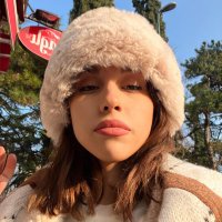 su de (@artikbidur) 's Twitter Profile