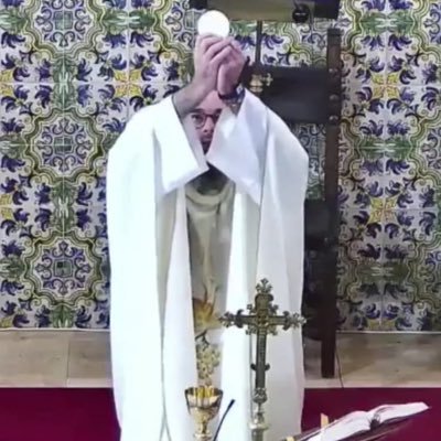 GeniusOrio66278's profile picture. Sacerdote de Jesucristo