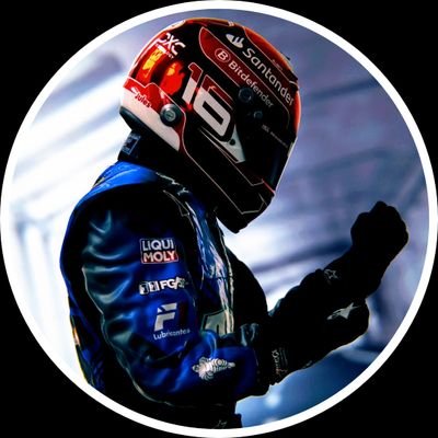 🇦🇷 | 23 | DS4 🎮 | eSports Driver in @thegranturismo | Member of @MVN_Simracing |
Content creator and Designer