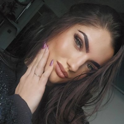 Tiktok : 41K
Only 🐕 Krokmou 🐈⬛ Nala 🐈
Bienvenue dans mon univers 🖤