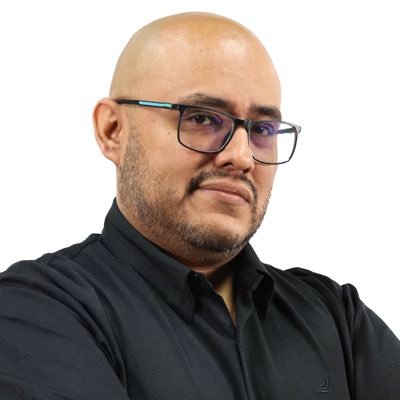 luispachon's profile picture. Prof. en Lenguas Extranjeras y Negocios Internacionales - @Uni_Tolima Magíster en Educación - @Uniandes Coordinador de Gestión Digital del Aprendizaje en @eafit
