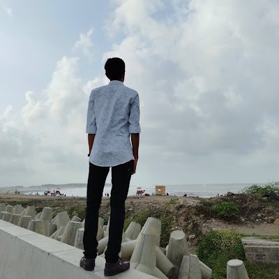 🎓 2nd Year CSE-IoT Student | GCET
🔧 Building Projects | C++ | Web Dev
🚀 Growing one bug at a time