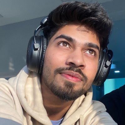 noahsafi_'s profile picture. Crafting brand identities with versatile design 😉