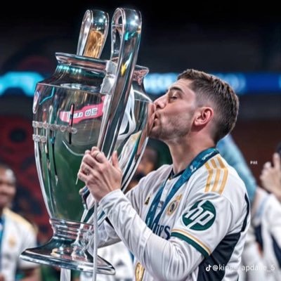 ElioaIphon3646's profile picture. 