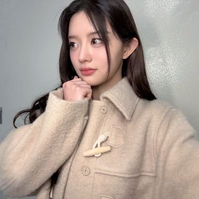 enigbeear's profile picture. ヾ( •  o  • ).ﾉ.   🍎🍏                                                                       

cece's girlfriend  ✧