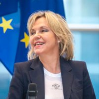 Sabine Döring (@sabinedoering) 's Twitter Profile
