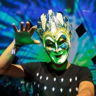 OzziLeZ's profile picture. 