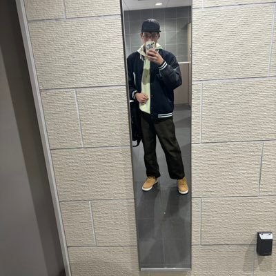 ygePCqTlgk77682's profile picture. 仙台に住む22歳男子です！イコラブ大好き♡