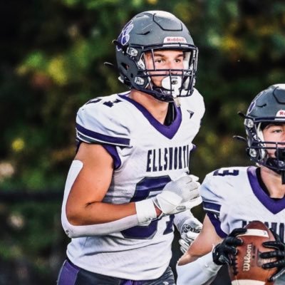 Ellsworth Football/Basketball/Track TE 6’7” 230lbs EHS 2026 3.9 GPA #1 TE in Wi