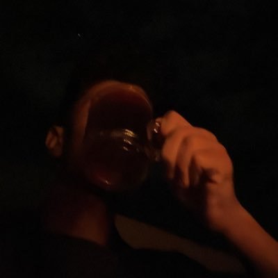 سامحني يا الله حين اسجد لك وداخلي ينطق بألف حديث ، وحين اصلي ولا تكون صلاتي كما تريد وحين ابكي على قضائك واغفرلي اذا نفذ صبري 💔