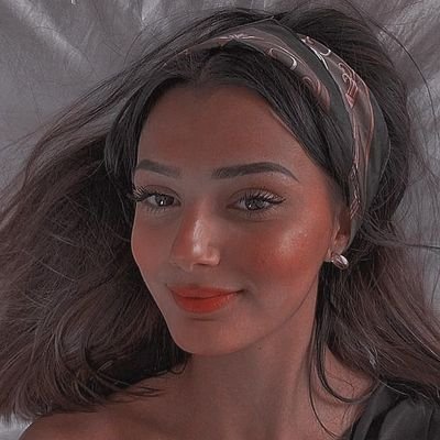 l2810l's profile picture. 𝙼𝙰𝙺𝙴 𝚂𝚄𝚁𝙴 𝚆𝙷𝙰𝚃 𝙷𝚄𝚁𝚃 𝚈𝙾𝚄 𝚃𝙾𝙳𝙰𝚈 𝙼𝙰𝙺𝙴 𝚈𝙾𝚄 𝚂𝚃𝚁𝙾𝙽𝙶 𝚃𝙾𝙼𝙾𝚁𝚁𝙾𝚆 ✩.