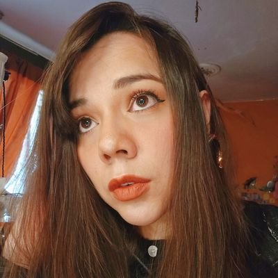 curiosa y melómana🦖 #lachicafosil #podcaster #streamer🌸 |  🌈🌟📚 😽 https://t.co/PGD7JgZrBO