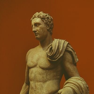 I may have been someone else in the past. Romantic Nihilist. Cosmopolitan Nationalist. Aristocratic Radical.
Speak Fren and enter.
Aurë entuluva! 🇬🇷