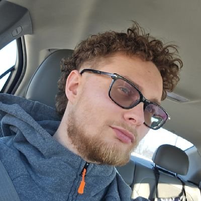 Social media influencer | Traveler | Dog dad | Be yourself and remain humble | Head management for @T2REsports
