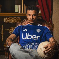 Fresty (@schwarzenigger_) 's Twitter Profile