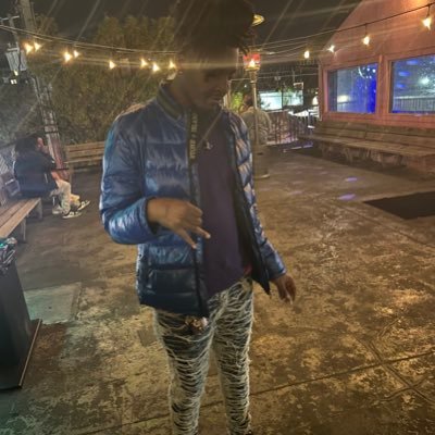 Head yungin in charge
Follow my Instagram: Gurldatsdraco
Follow my backup Instagram: Gurldatsdraco1
Add me on Snap: Bigdraco01
Add me on Facebook:Atkdraco