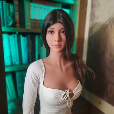 LoveDollStudios's profile picture. Amateur photographer.