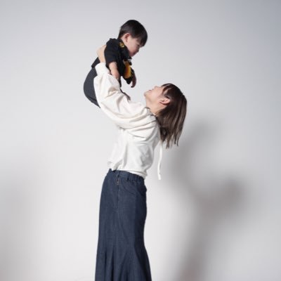 🤵♂️👰(31)2022💍2023.8👶2025.5👶育休中なので平日でも土日でも気軽にご飯行けるママ友ほしいです😘副業勧誘興味ないです✖️
