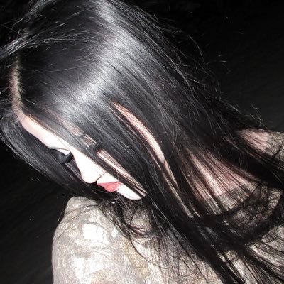 rileybasile's profile picture. blackbear girlie