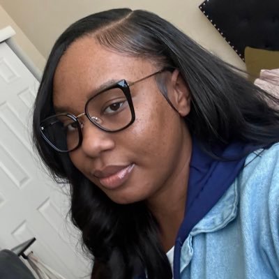 Some say the blacker the berry the sweeter the juice I say the darker the flesh the deeper the roots❣ E4L💙🕊️