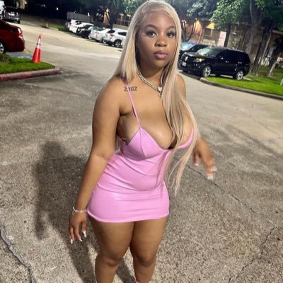 kira_luna88's profile picture. 📍Indianapolis 🇺🇸 Timothy 6:-17-19 Cut me half I’m still gonna be one 😘.