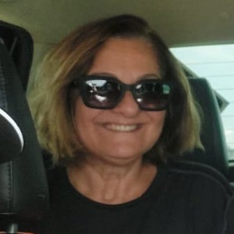 Economista. Empreendedora. Direita conservadora. Extrema esquerda e fanáticos NÃO são bem vindos.