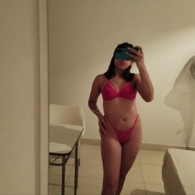 24 añitos
Ready for live
cuando estoy aburrida contesto dm