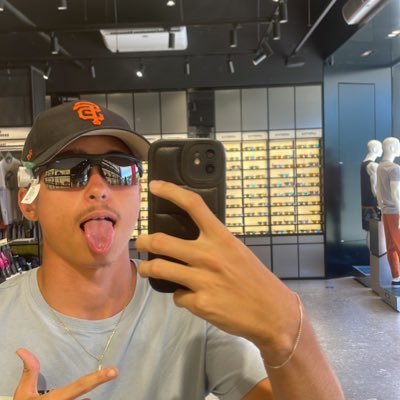 Gustin_Leao's profile picture. N gostou? FDS