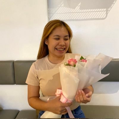 Elle_pach's profile picture. Take a Stroll and you will find something special