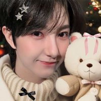 renmine 🎀 (@yeellow_rosecat) 's Twitter Profile