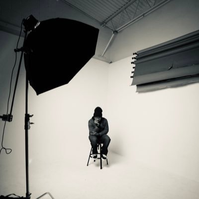 ilove98_'s profile picture. For all inquiries email blvdt.w@gmail.com