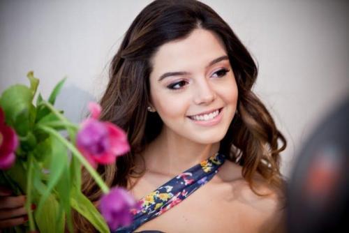 Tudo vale a pena quando a alma não é pequena - Giovanna Lancellotti Roxo - Since: 10.01.2012 - Owner: Yasmin - ( @_gilancellotti )