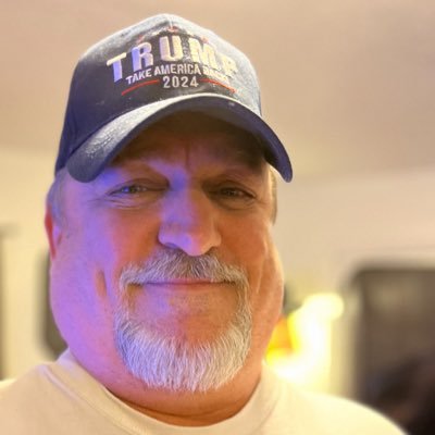 Single, Christian, CountryBoy, Amateur Guitar Player, Have Four Daughters.. 3 Grown Beautiful Women and 1 Teenager, 5 Grandkids..4 Boys and 1 Girl! Love Life!