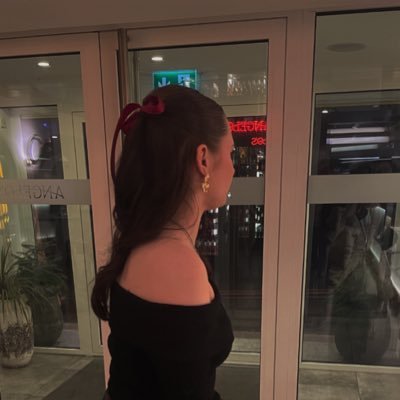 AdelheidDeane's profile picture. UCLAN Archaeology ♡