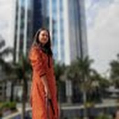 sristisharma02's profile picture. 